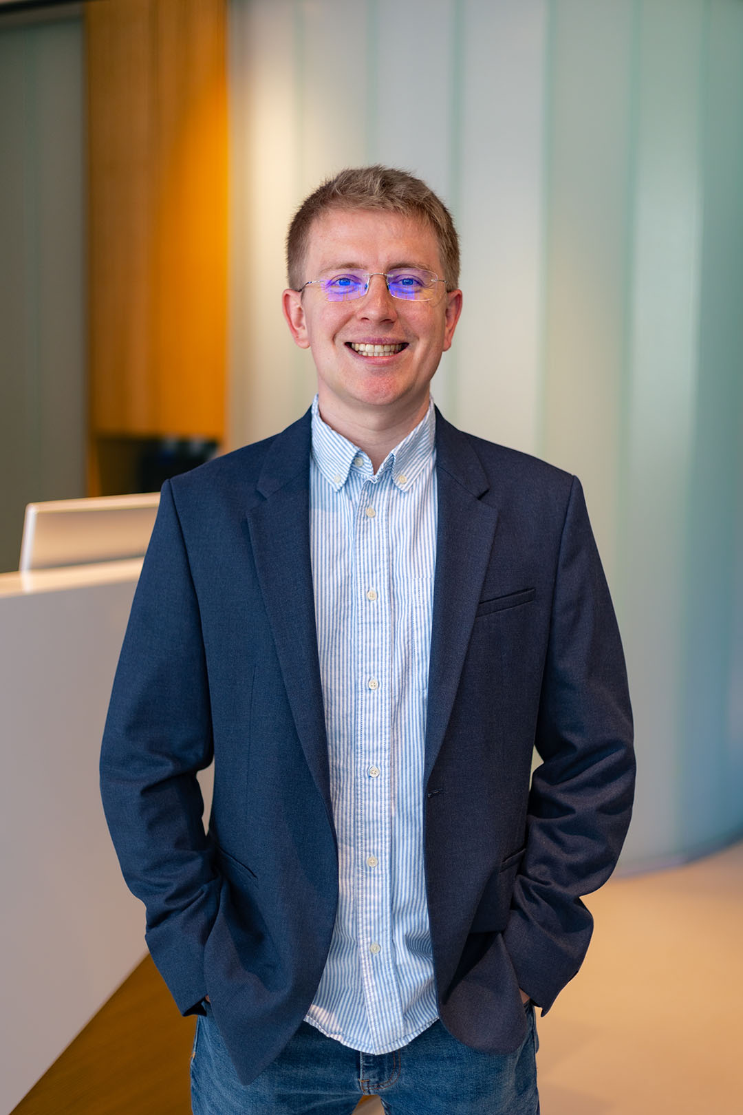 Dr. Mihai Loghin civ2