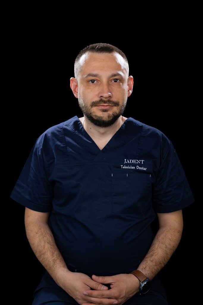 George Hreceniuc tehnician dentar 2